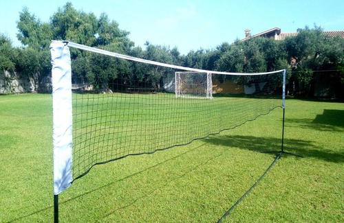 San Giovanni Suergiu House | Domusantiga Apartments 2 DOUBLE BEDROOMS, GREEN MEADOW, by the sea
