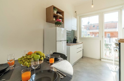 Quartiere XXII Collatino Apartment | Domvs Tibvrtina - Solarium Zone, Terrace, A-C, Rome