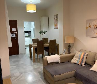 Doctor Barraquer-Grupo Renfe-Policlinico Apartment | Don Fadrique Macarena