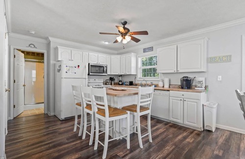 Myrtle Beach House | Don't Worry Beach Happy, Newly Remodeled