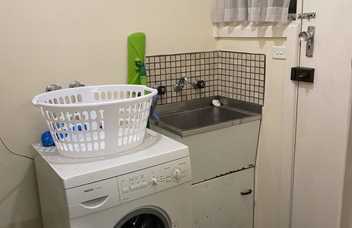 Doncaster House | Doncaster Westfield Airbnb Shared House