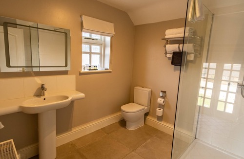 Castle Donington Hotel | Donington Park Farmhouse Hotel