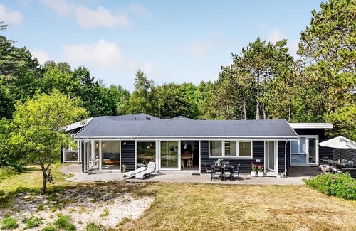 Øer Strand House | "Donka" - 25m from the sea by Interhome