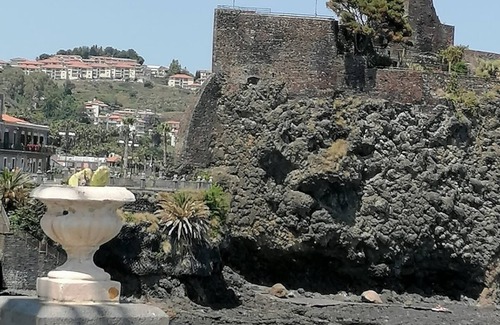 Archi Apartment | Donna Agata House Catania apartment for families or groups 2 steps from the sea