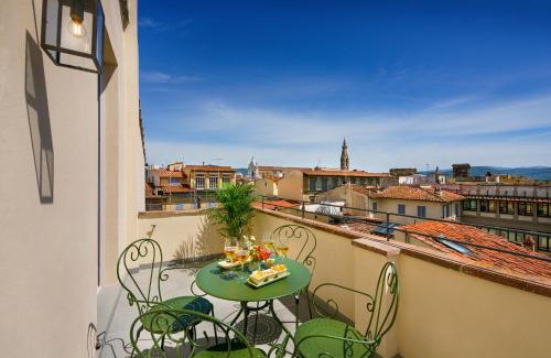 Santa Croce Apartment | Donna Lipsi - La Dimora degli Affreschi Florence