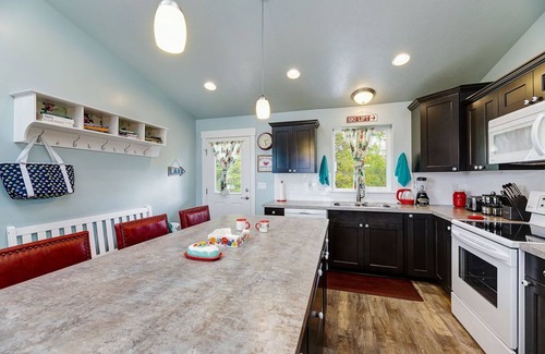Tamarack Resort House | Donnelly Lake House with Beautiful Beach Access Near Tamarack Resort