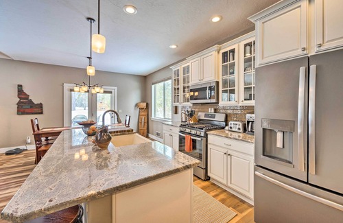 Fir Grove Estates House | Donnelly Vacation Rental Near Lake Cascade!