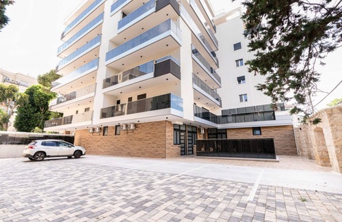 Trani Apartment | Door 29 - Int. 08 Apartment