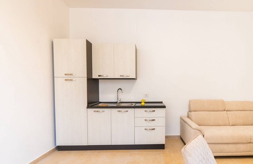 Trani Apartment | Door 29 - Int. 10 Apartment