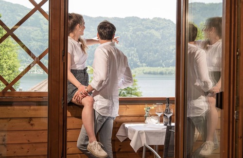 Bodensdorf House | Doppelzimmer Superior Seeseite - Seehotel Urban