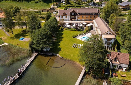 Bodensdorf House | Doppelzimmer Superior Seeseite - Seehotel Urban