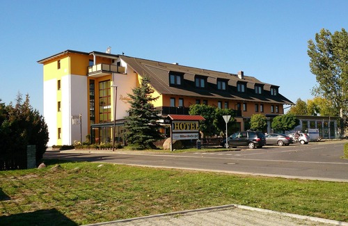 Cottbus House | Doppelzimmer 2 - Hotel Willmersdorfer Hof S