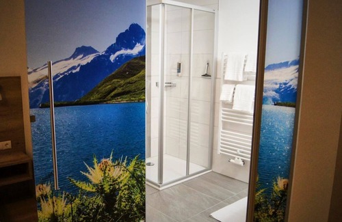 Eben im Pongau House | Doppelzimmer mit Du od. Bad, WC, TV, Tel - Hotel-restaurant Schwaiger