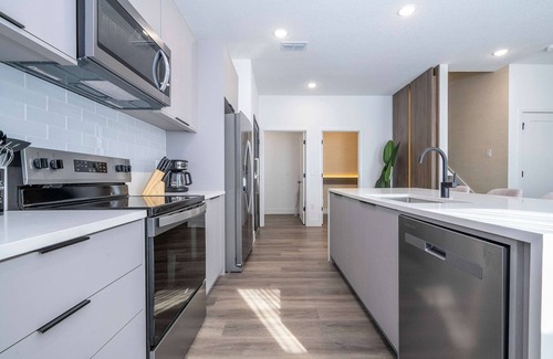 West Kissimmee House | Doppio Westside 64 - Four Bedroom House, Sleeps 10