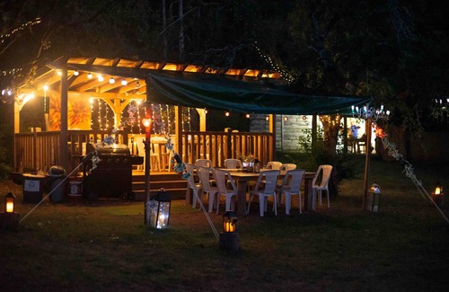 Bouzic RV Rental | Dordogne Glamping - Emperor tent PV2