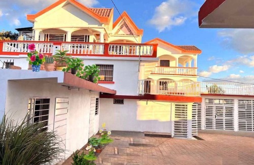 Antananarivo House | Dormitory 12 beds