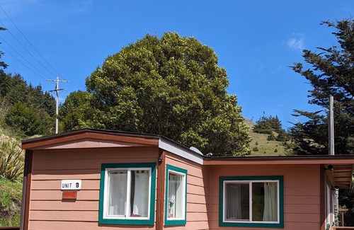 Gold Beach Cottage | Dorothy's place