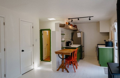 Downtown Santa Fe Bed & Breakfast | Dos Hermanas Compound | 7 Casitas | Downtown