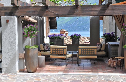 Limone sul Garda Apartment | DOUBLE BED APARTMENT - BED SOFA