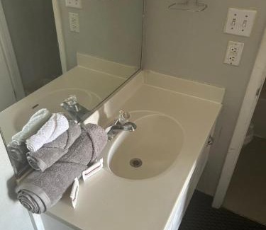 Amarillo Apartment | Double Bed Hotel Room 123