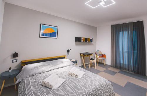 Santa Lucia Apartment | Double bedroom apartment across Ortigia