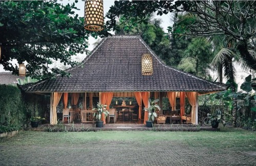 Kedewatan Resort | Double Bungalow 5minute to Ubud Center