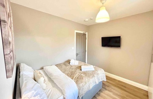 Borehamwood House | Double En-suite Room In The Heart Of Borehamwood