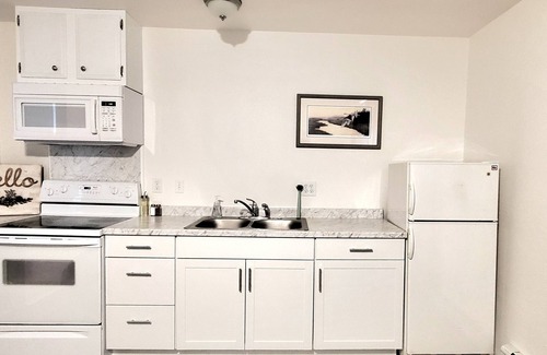 Sand Lake House | Double House: Combined Up-Down Units by airport & lakes!