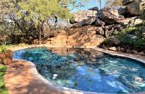 Bulawayo Apartment | Double Lodge in Natural African Bush - 2111