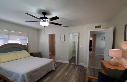 Melbourne House | Double Master suite, 4 br 3ba home ready for your family and friends!