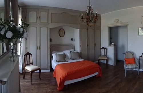 Montlouis-sur-Loire House | Double room-Luxury-Ensuite with Shower-Garden view