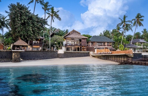 Candi Dasa Apartment | Double Room with Pool/Garden View | The Village of Angels Resort