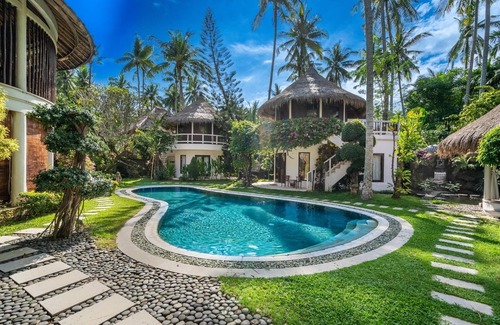 Candi Dasa Apartment | Double Room with Pool/Garden View | The Village of Angels Resort