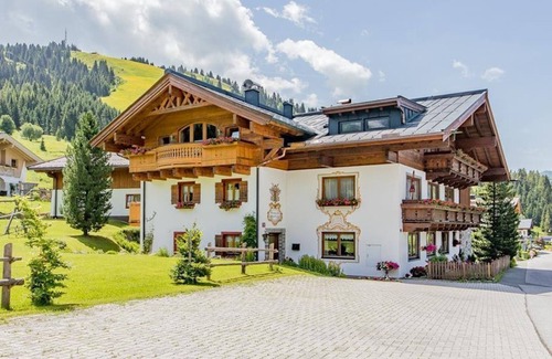 Hinterthal Apartment | Double room 1 - Haus Bergliebe