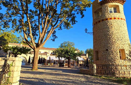 Sainte-Tulle House | Double room "Acacia" - Domaine de la Mautanne *