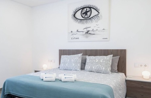 Arvore House | Double Room | Beachfront and Pool by HostWise Arvore