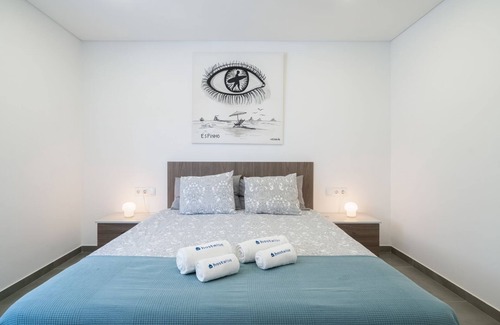 Arvore House | Double Room | Beachfront and Pool by HostWise Arvore