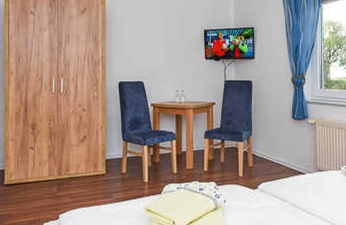 Altharlingersiel House | Double room H - Huus an't Deep in Altharlingersiel