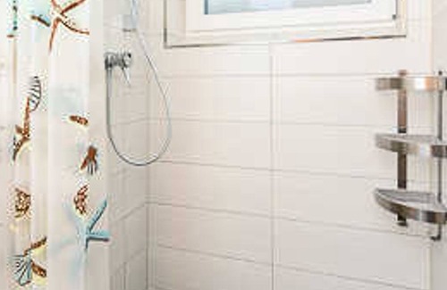 Altharlingersiel House | Double room H - Huus an't Deep in Altharlingersiel