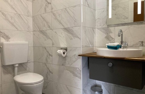 Afritz am See Bed & Breakfast | Double room lake view, 2nd floor - Aparthotel Seebrauer am Afritzer See