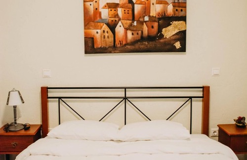 Kotroni House | Double Room looking the innercourtyard