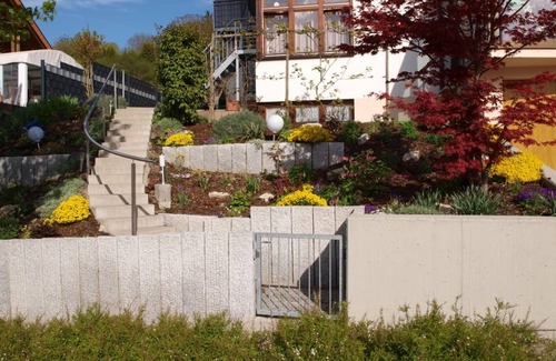 Herbolzheim Apartment | Double room No. 1, 20m², shared bathroom, balcony, max. 3 - Bea's guest room
