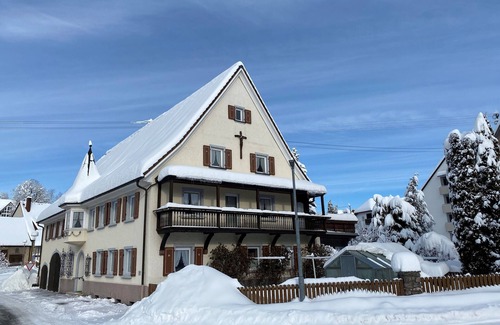 Loffingen Apartment | Double room snow cross with shower and toilet