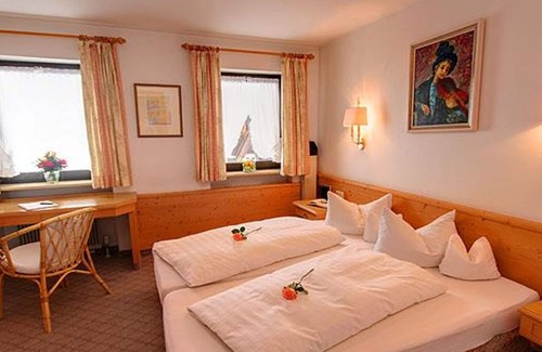 Hirschegg House | Double room standard DZ DL HH "12" - Hotel Garni Adler
