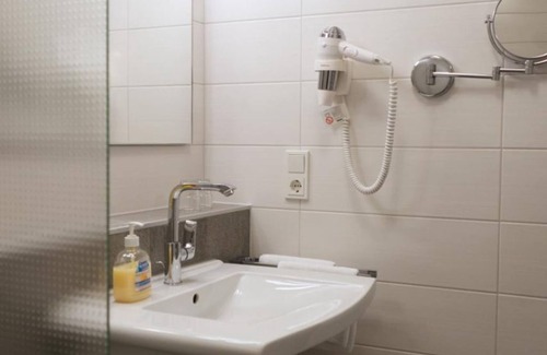 Veldenz Bed & Breakfast | Double room "Weinquartier" - Weinhaus am Schieferfels