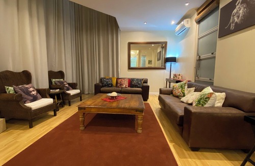 West Beach Cabin | Double Room! Welcome to our charming guesthouse in Cape Town!