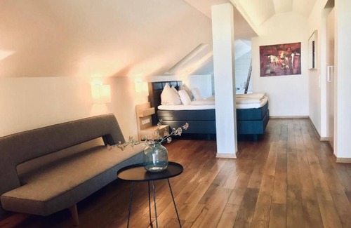 Brauneberg Apartment | Double room with balcony Rate 1 night - Weingut Gehlen-Cornelius