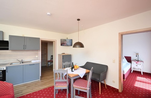 Bad Oberdorf Apartment | Double room with south-facing terrace - Gästehaus Landgraf