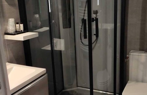 Crest Apartment | Double room with garden terrace