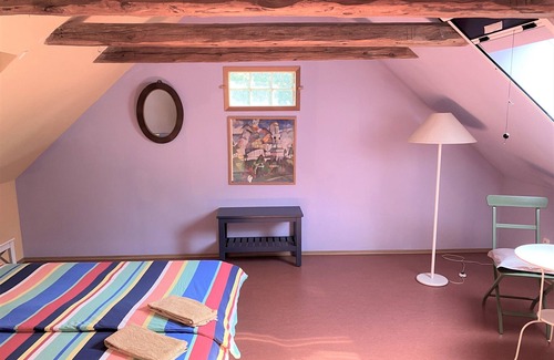 Amt Neuhaus Bed & Breakfast | Double Room with shower and toilet in the Privelack paradise garden